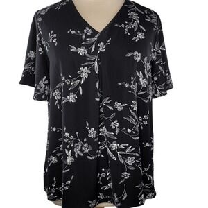 Anyally Black & White Floral Chiffon Blouse‎